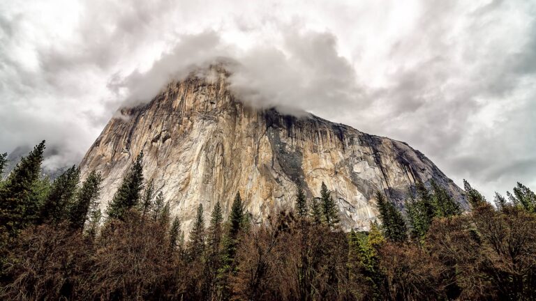 Yosemite National Park Mountain Wallpaper