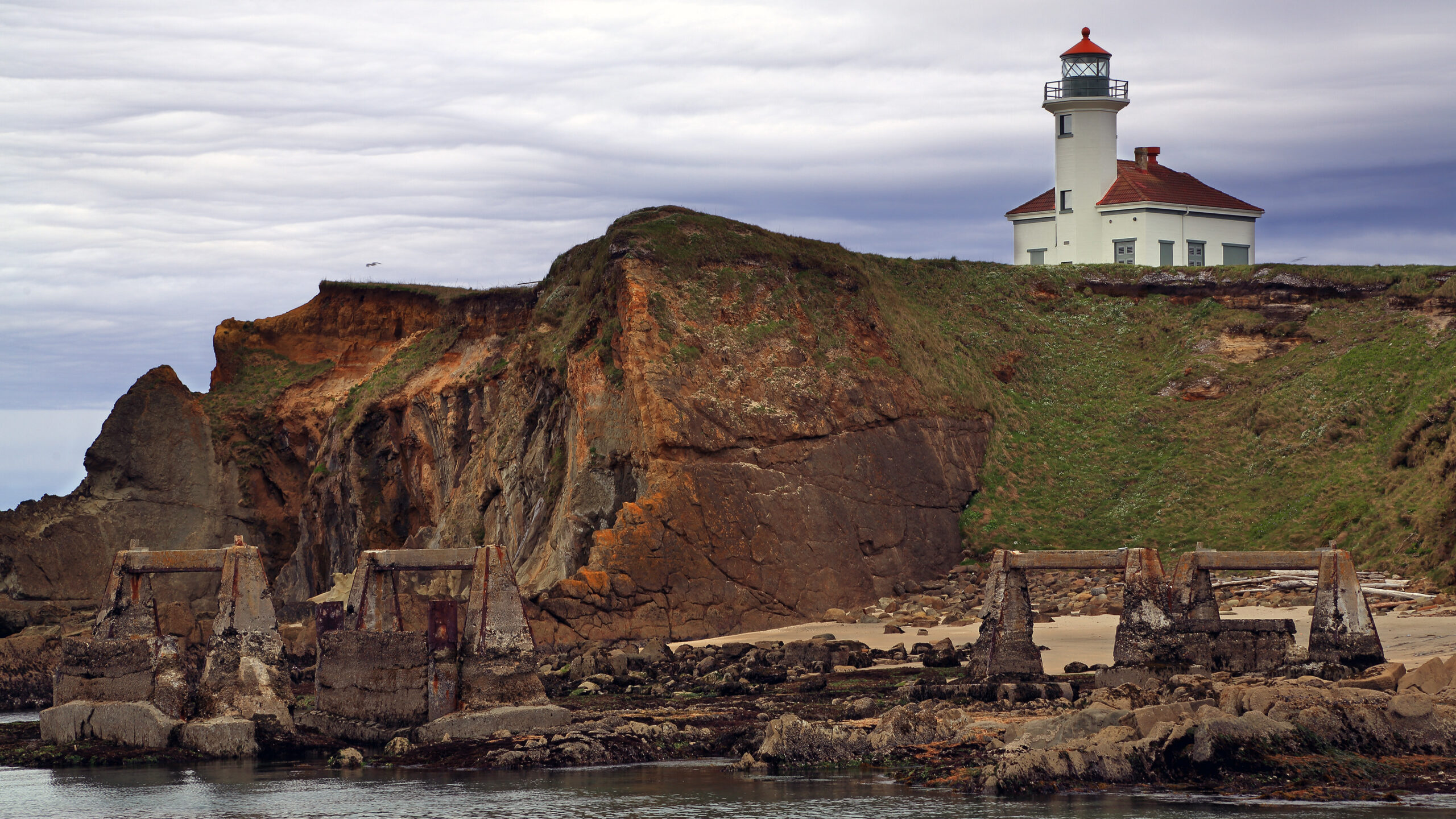 HD Cape Arago Coastal Lighthouse Wallpaper - Chicswipe